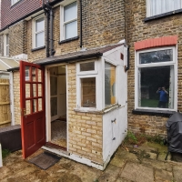 Lean to external view